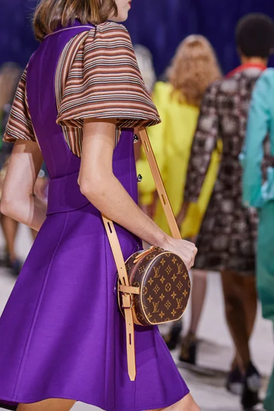 Look 96